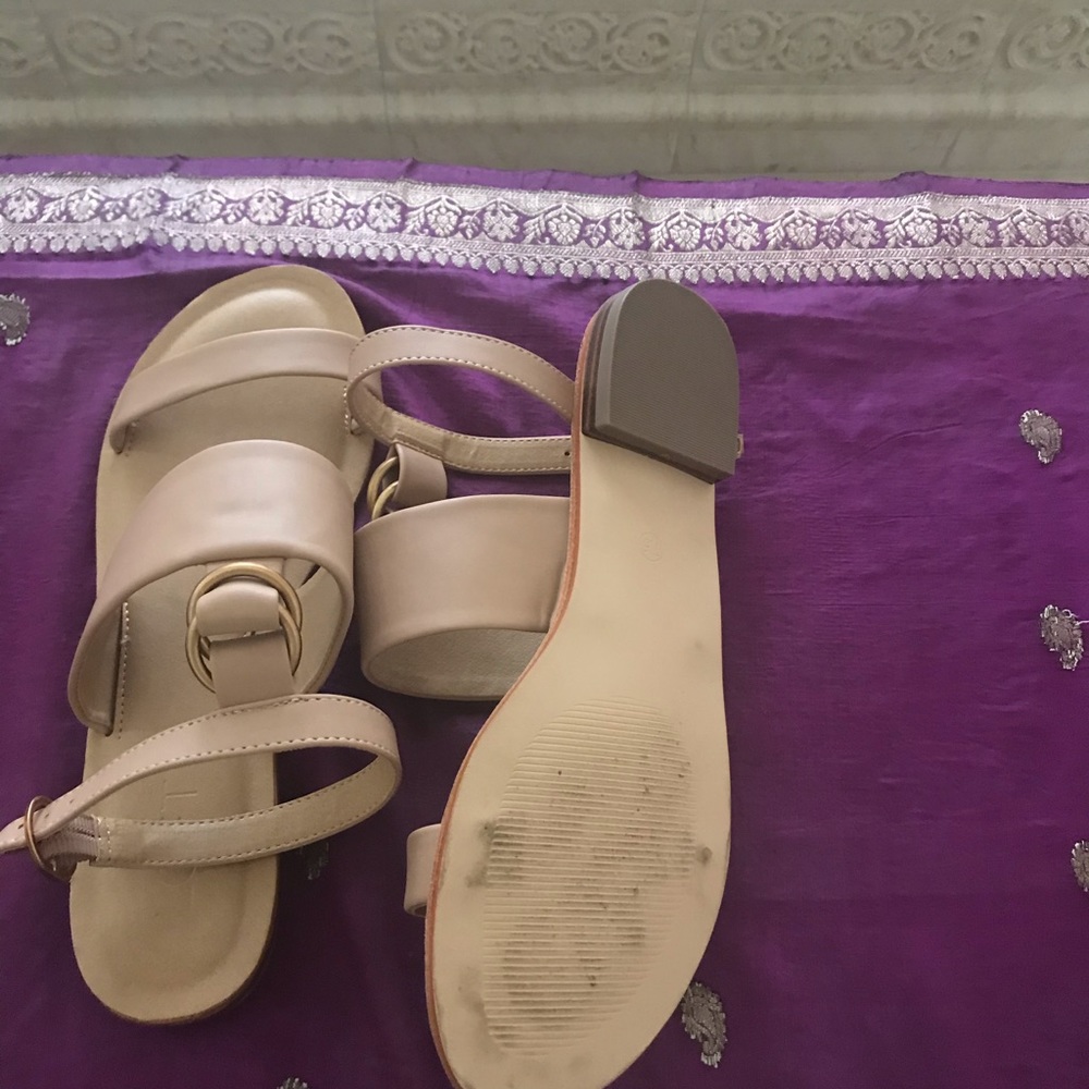 Loft Sandals - image 2